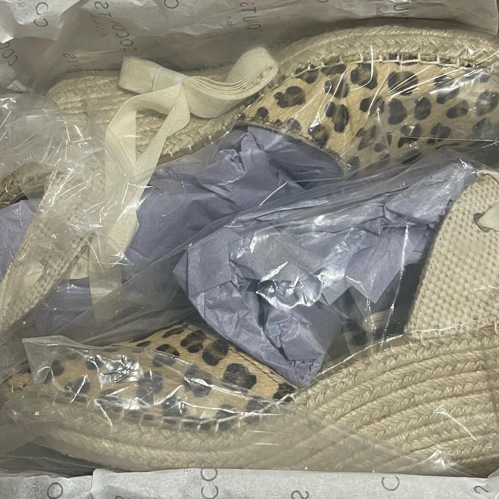 Coconuts Matisse Brown Tan Espadrille Lace Up Wedge Resort Sandals sz 9M NIB